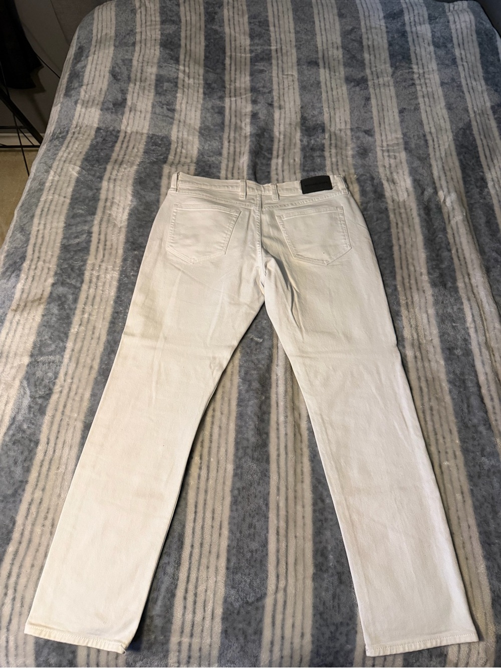 Michael Kors Men's Off-White Straight Jeans - Picture 2 of 5